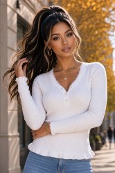 Pull blanc bordure dentelle Ariana2